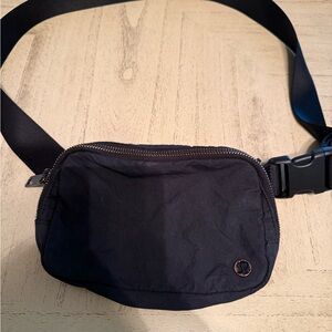 Black lululemon athletica belt cross body  Bag
